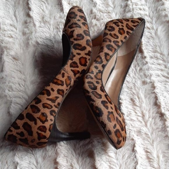 Banana Republic Shoes - Banana Republic Calf Hair Leopard Print Heels Size 5